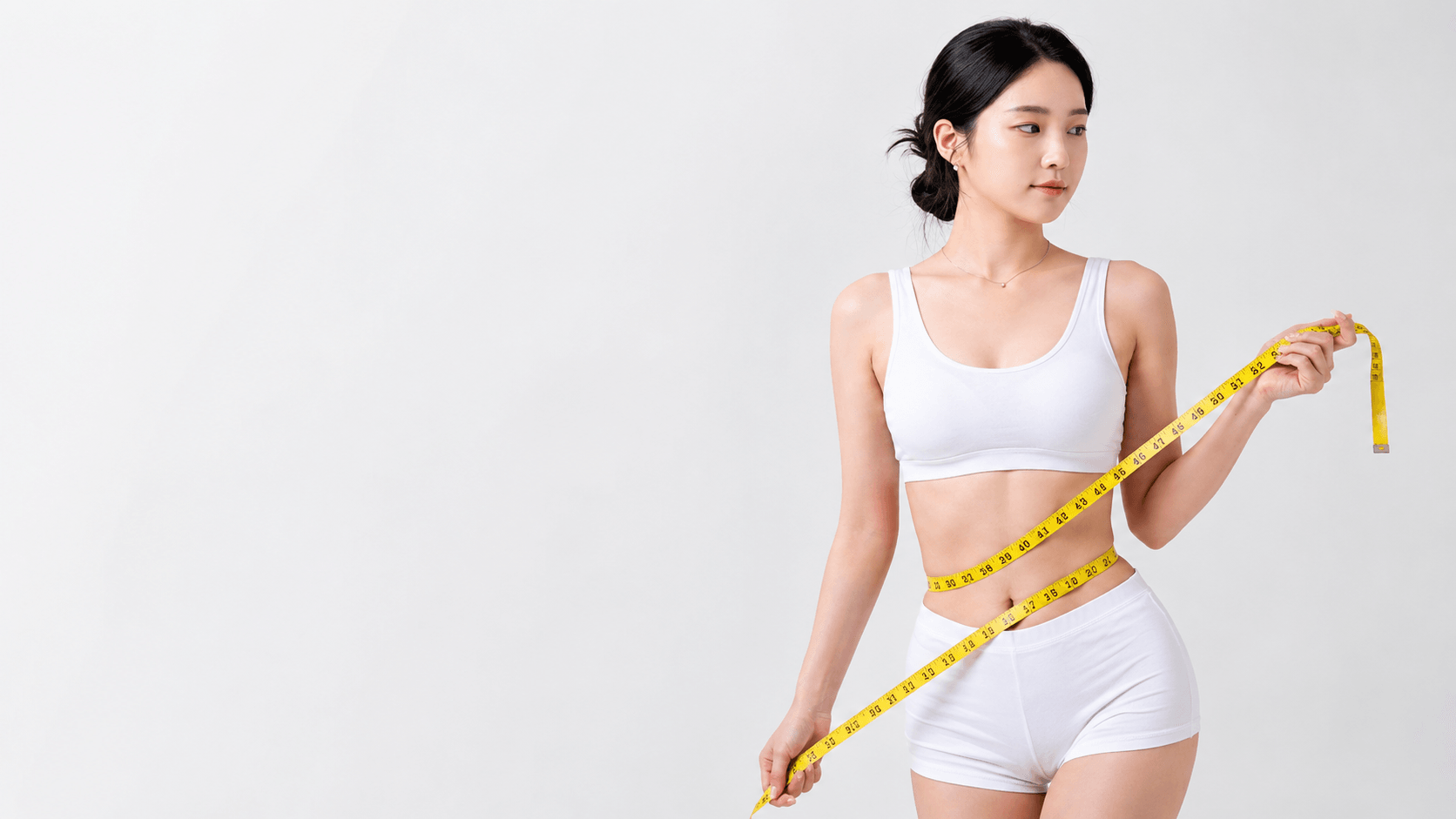 위고비 마운자로 다이어트 효과를 확인하며 줄자로 허리둘레 측정