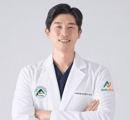 장욱 원장 프로필 사진
